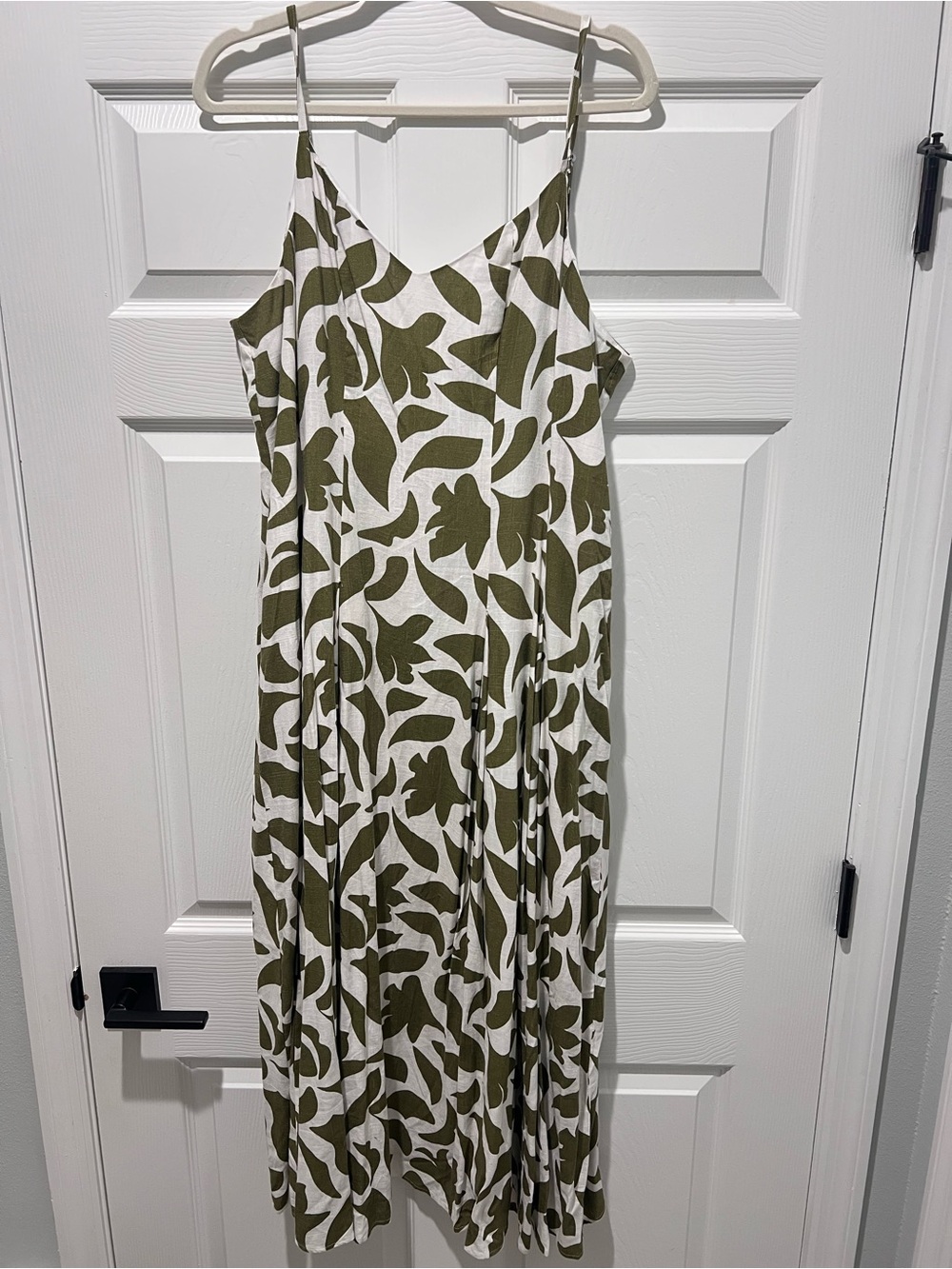 MSK Olive and White Leaf-Print Maxi Dress